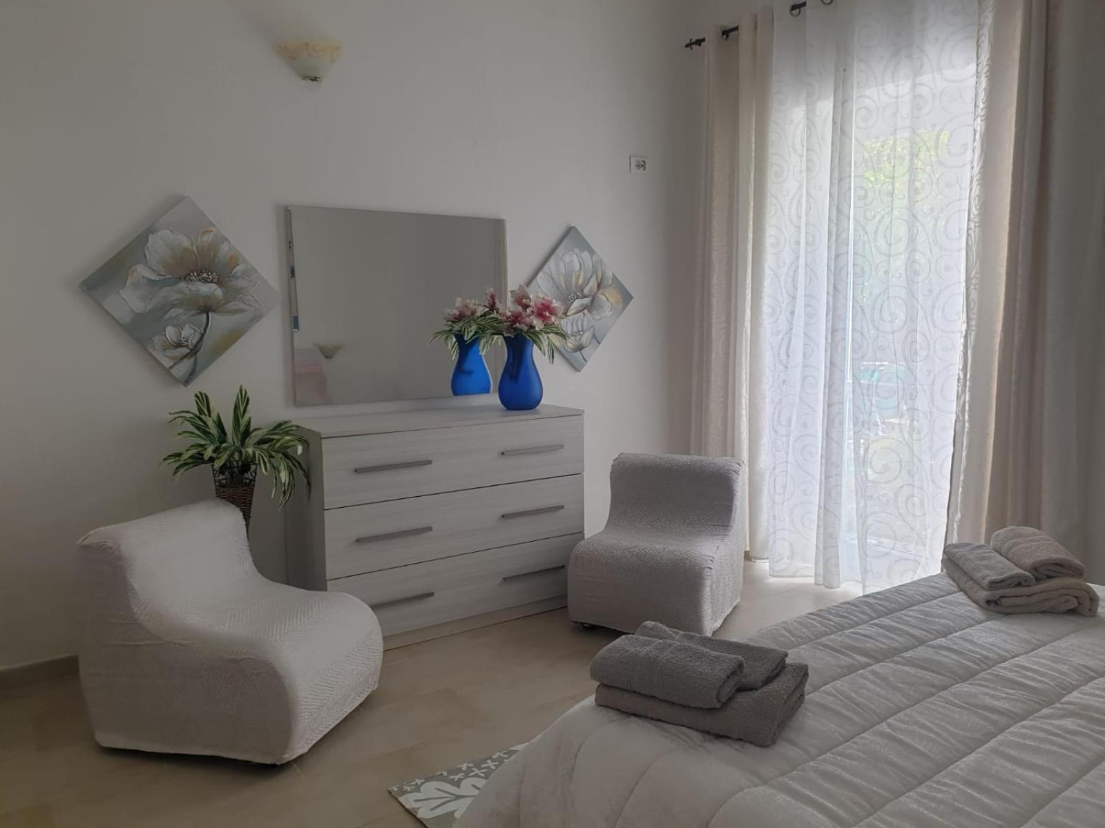 Casa Vacanze Con Giardino E Area Barbecue Martis ห้อง รูปภาพ